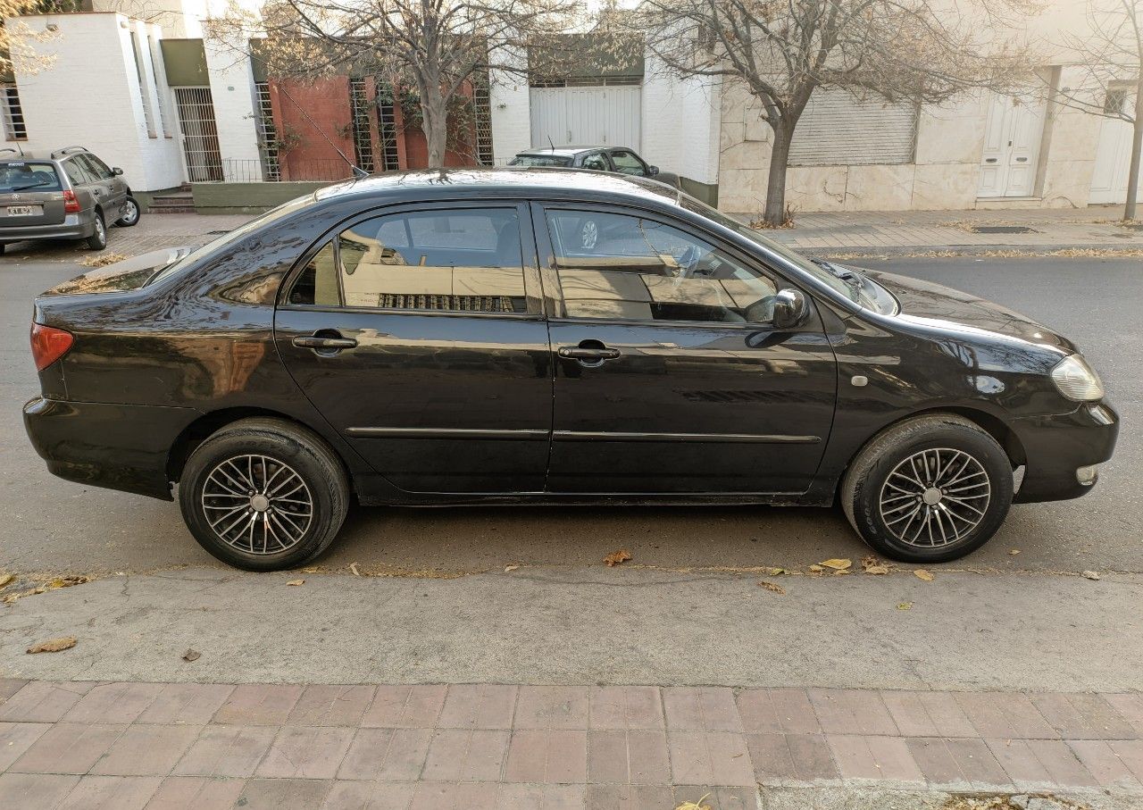 Toyota Corolla Usado en Mendoza, deRuedas