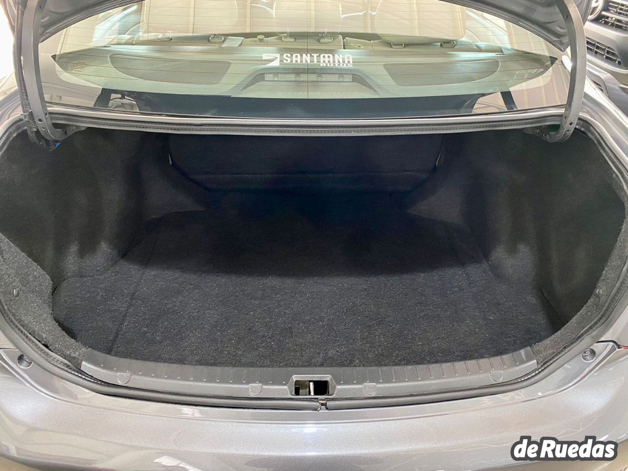 Toyota Corolla Usado en Mendoza, deRuedas