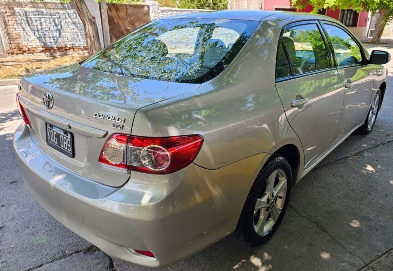 Toyota Corolla Usado Financiado en Mendoza, deRuedas