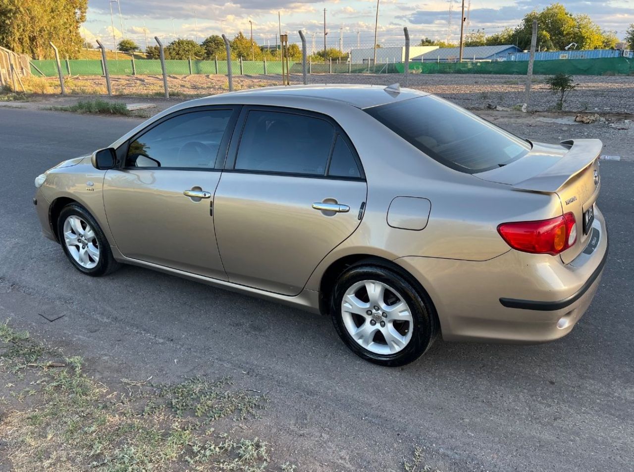 Toyota Corolla Usado en San Juan, deRuedas