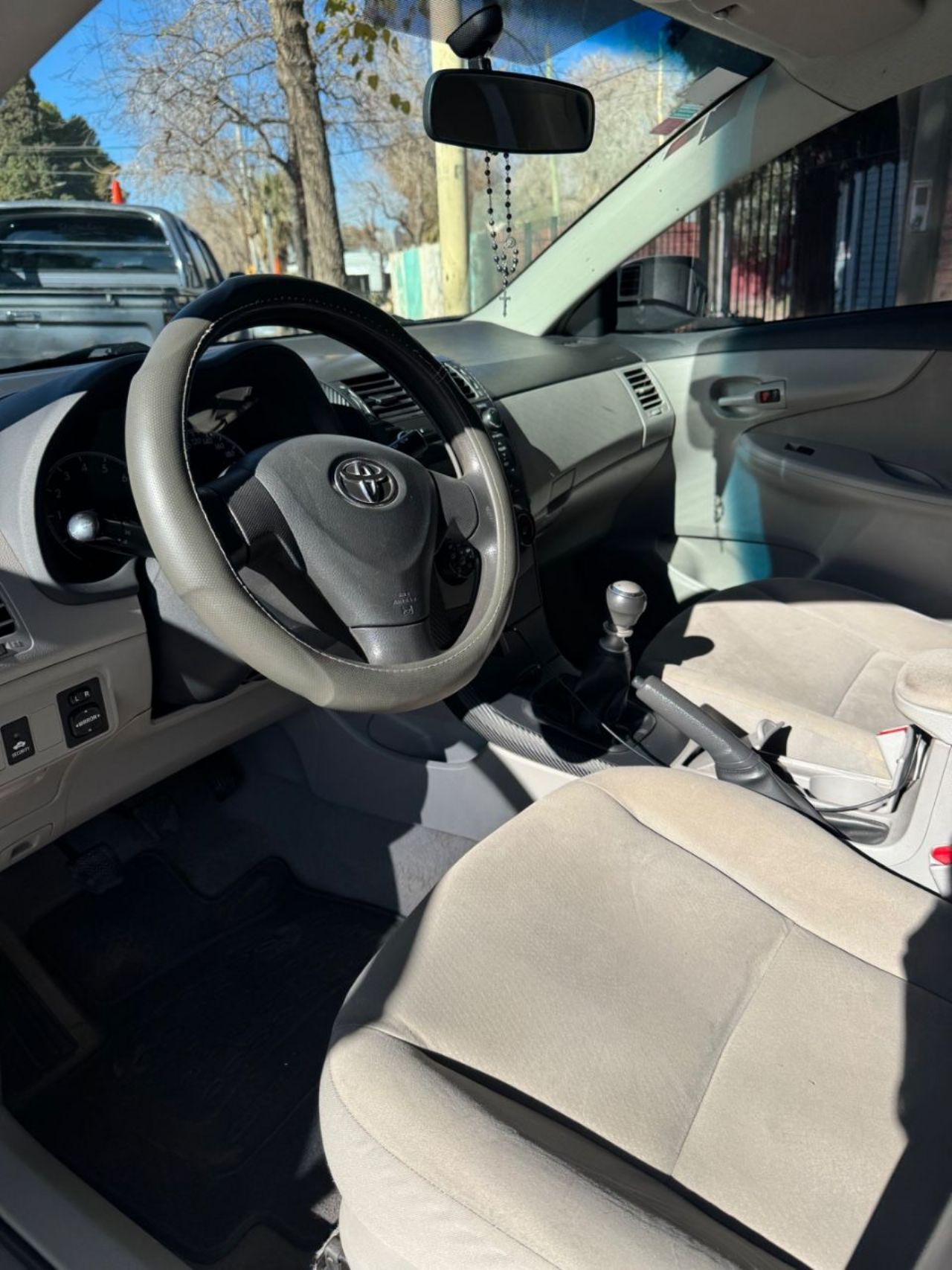 Toyota Corolla Usado Financiado en San Juan, deRuedas