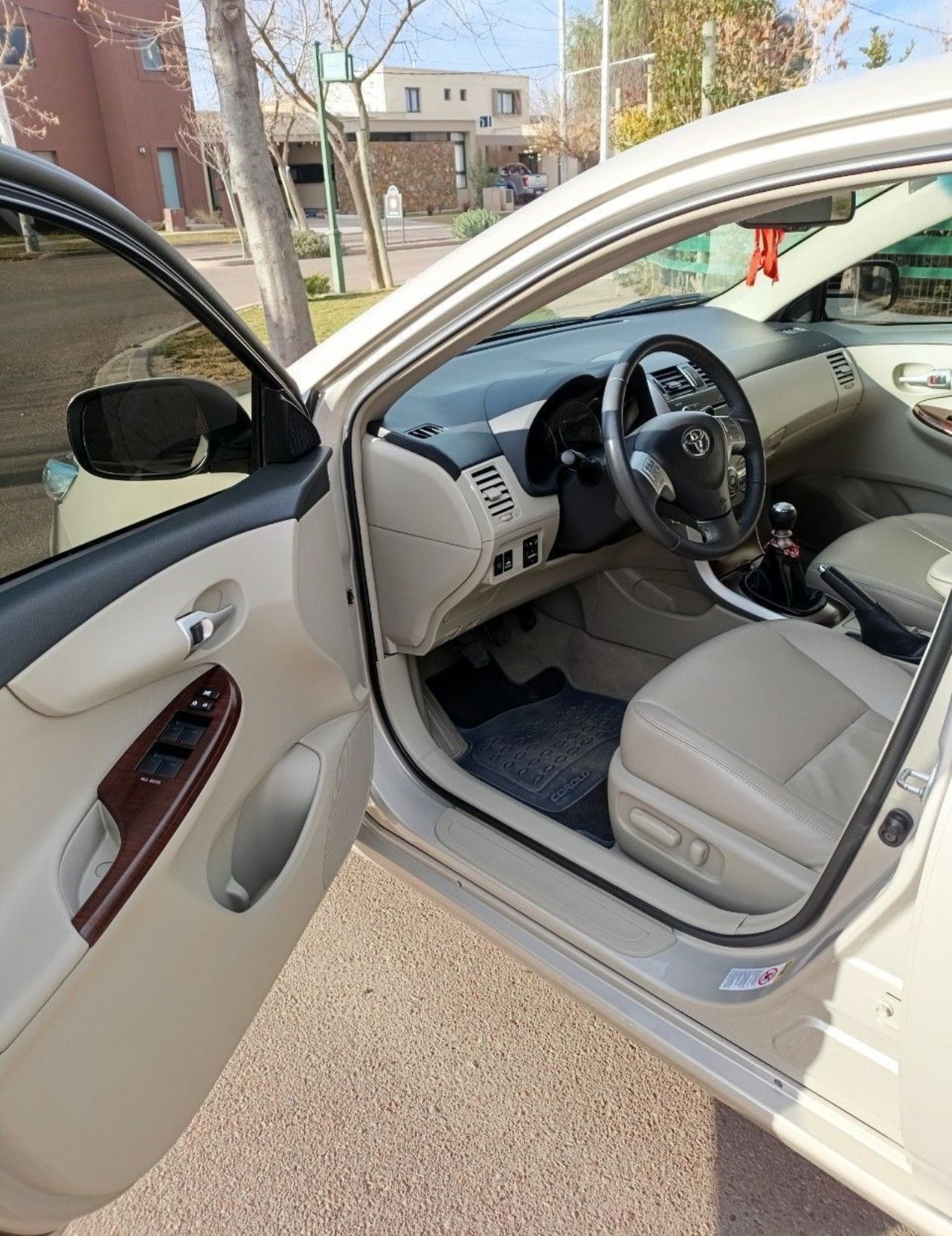 Toyota Corolla Usado en Mendoza, deRuedas