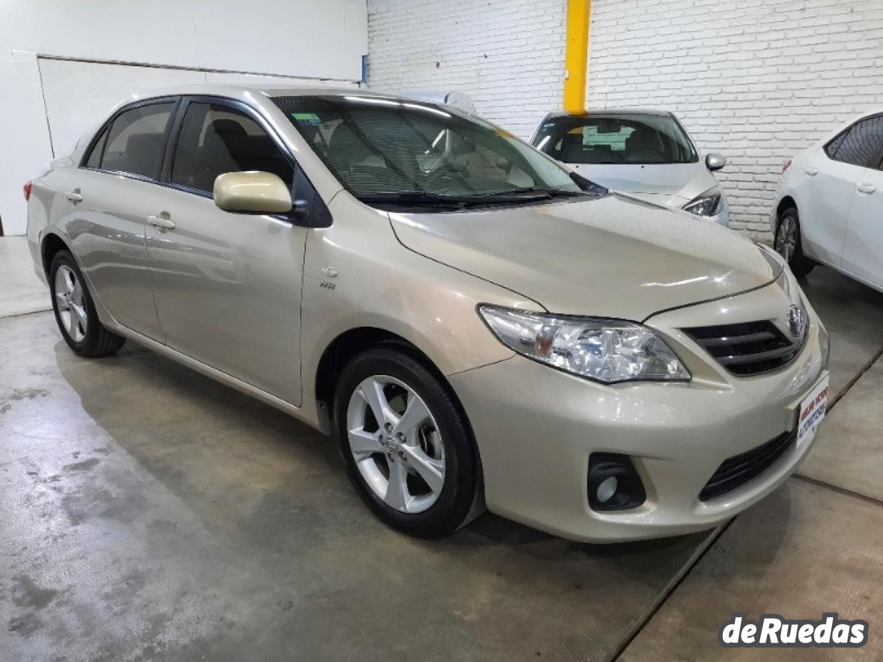 Toyota Corolla Usado en San Juan, deRuedas