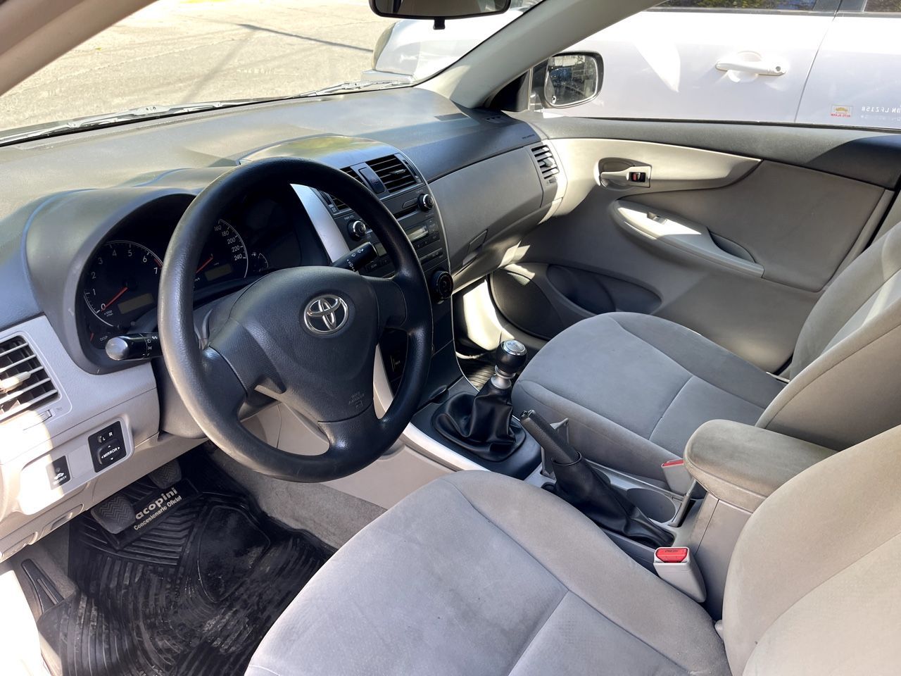 Toyota Corolla Usado en Mendoza, deRuedas