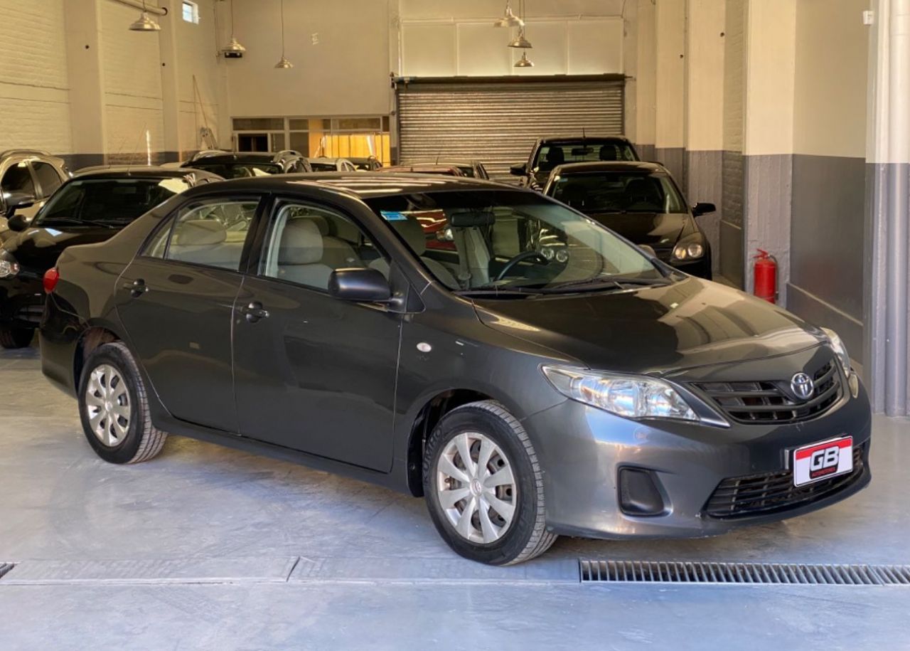 Toyota Corolla Usado Financiado en Mendoza, deRuedas