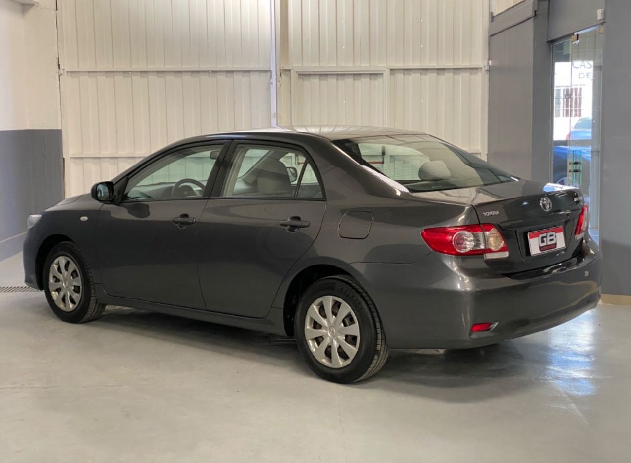 Toyota Corolla Usado Financiado en Mendoza, deRuedas