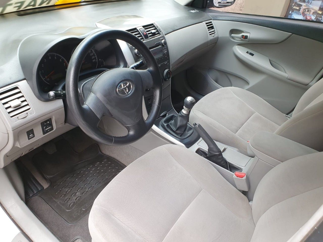 Toyota Corolla Usado en Mendoza, deRuedas