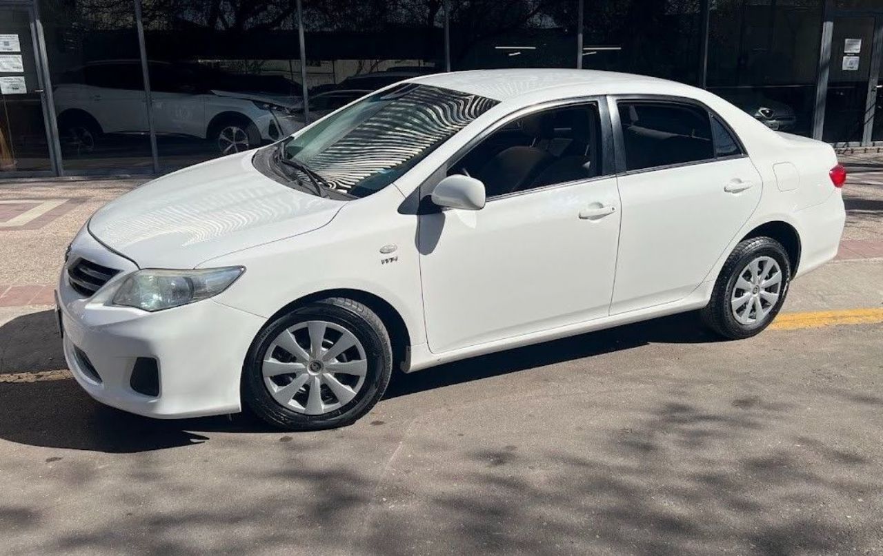 Toyota Corolla Usado Financiado en Mendoza, deRuedas