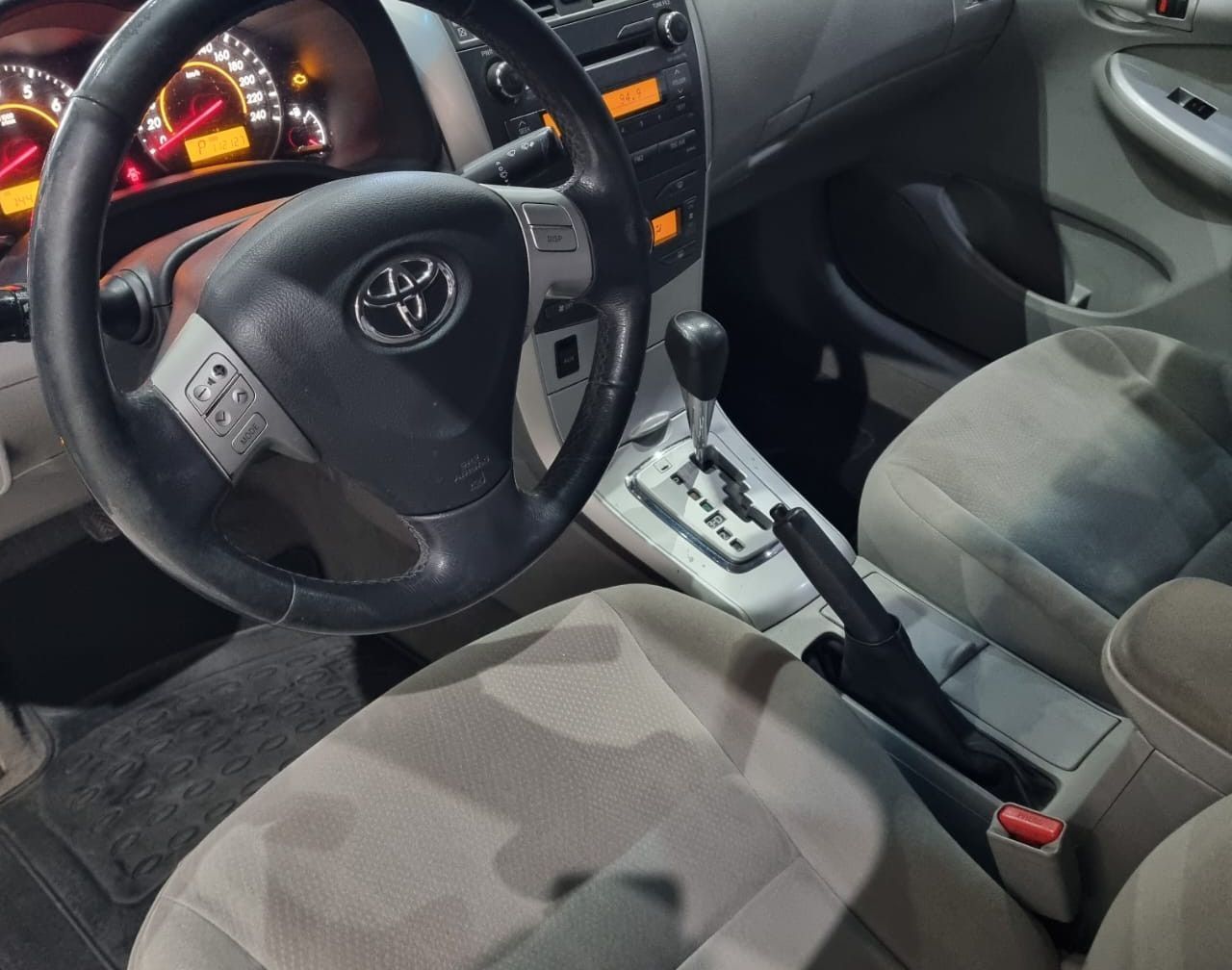 Toyota Corolla Usado en Mendoza, deRuedas