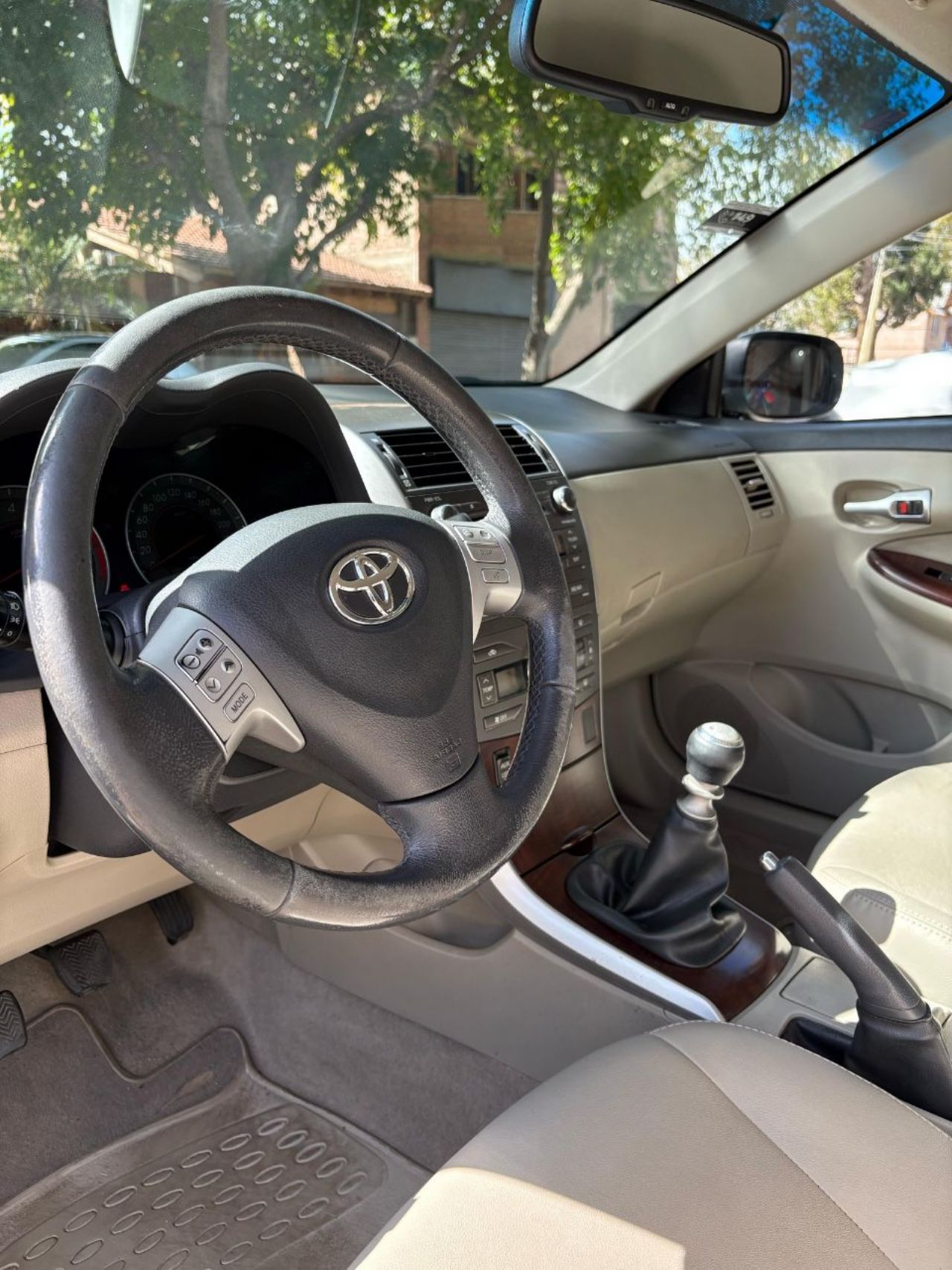 Toyota Corolla Usado Financiado en San Juan, deRuedas