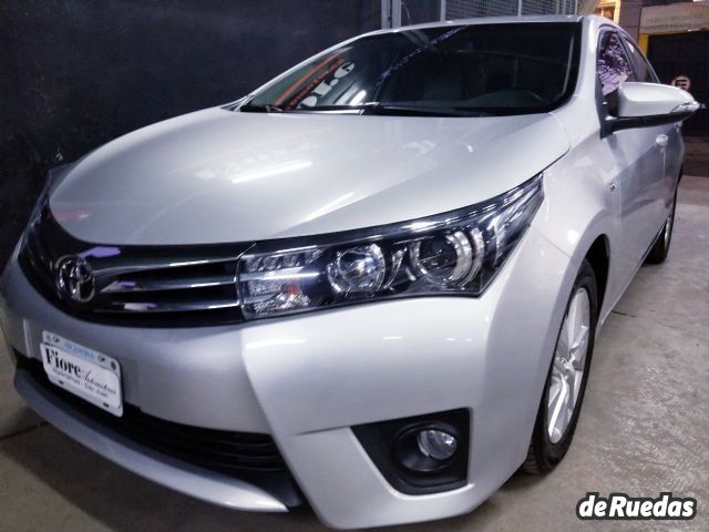 Toyota Corolla Usado en San Juan, deRuedas