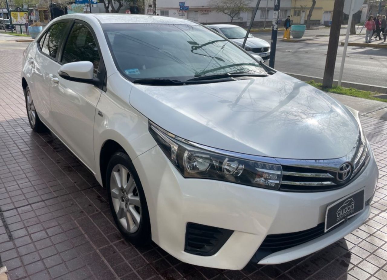 Toyota Corolla Usado Financiado en Mendoza, deRuedas