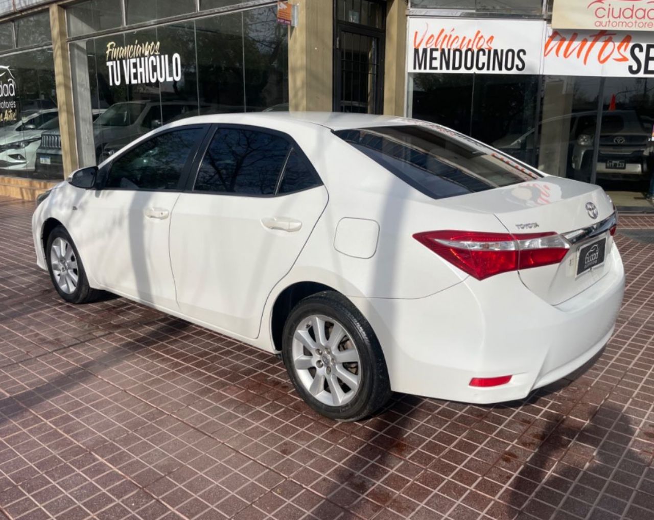 Toyota Corolla Usado Financiado en Mendoza, deRuedas