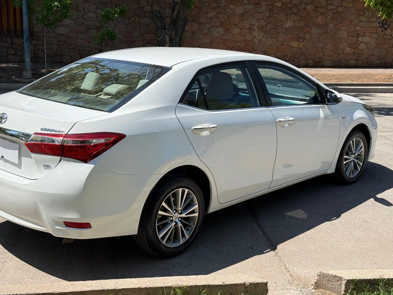 Toyota Corolla Usado en Mendoza, deRuedas