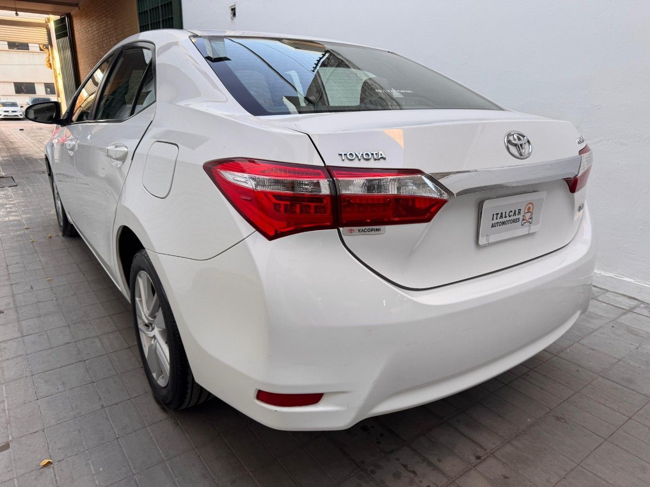Toyota Corolla Usado Financiado en Mendoza, deRuedas