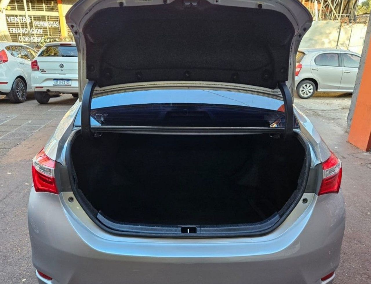 Toyota Corolla Usado en Mendoza, deRuedas