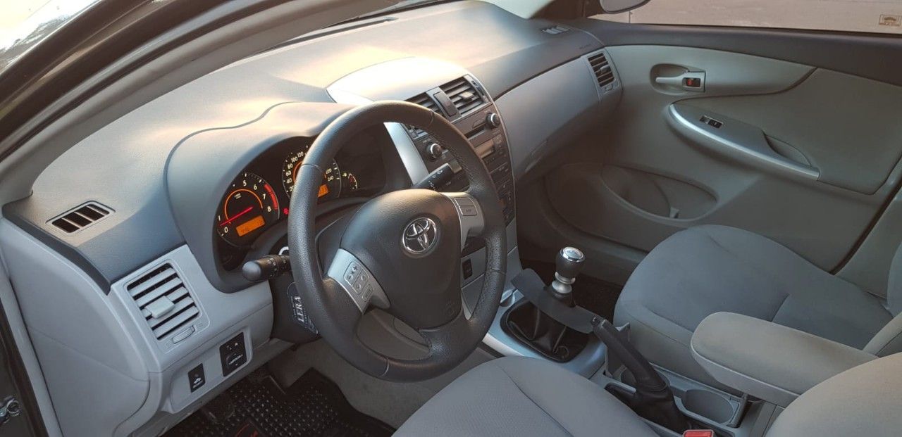 Toyota Corolla Usado en Buenos Aires, deRuedas