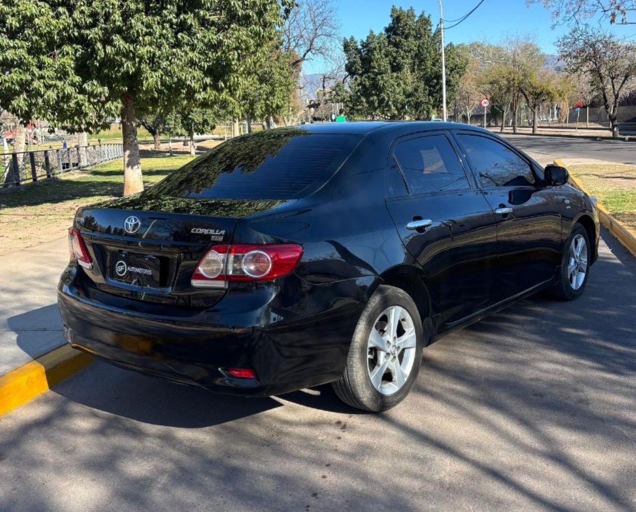 Toyota Corolla Usado en Mendoza, deRuedas