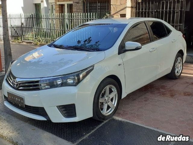 Toyota Corolla Usado en Mendoza, deRuedas