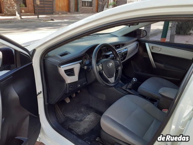 Toyota Corolla Usado en Mendoza, deRuedas