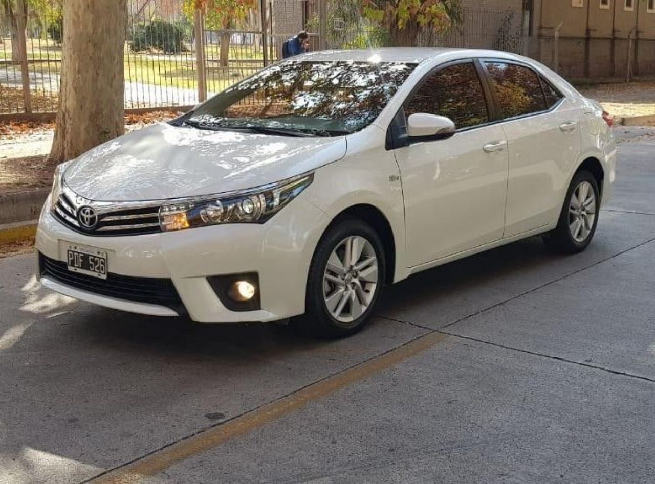 Toyota Corolla Usado en Mendoza, deRuedas