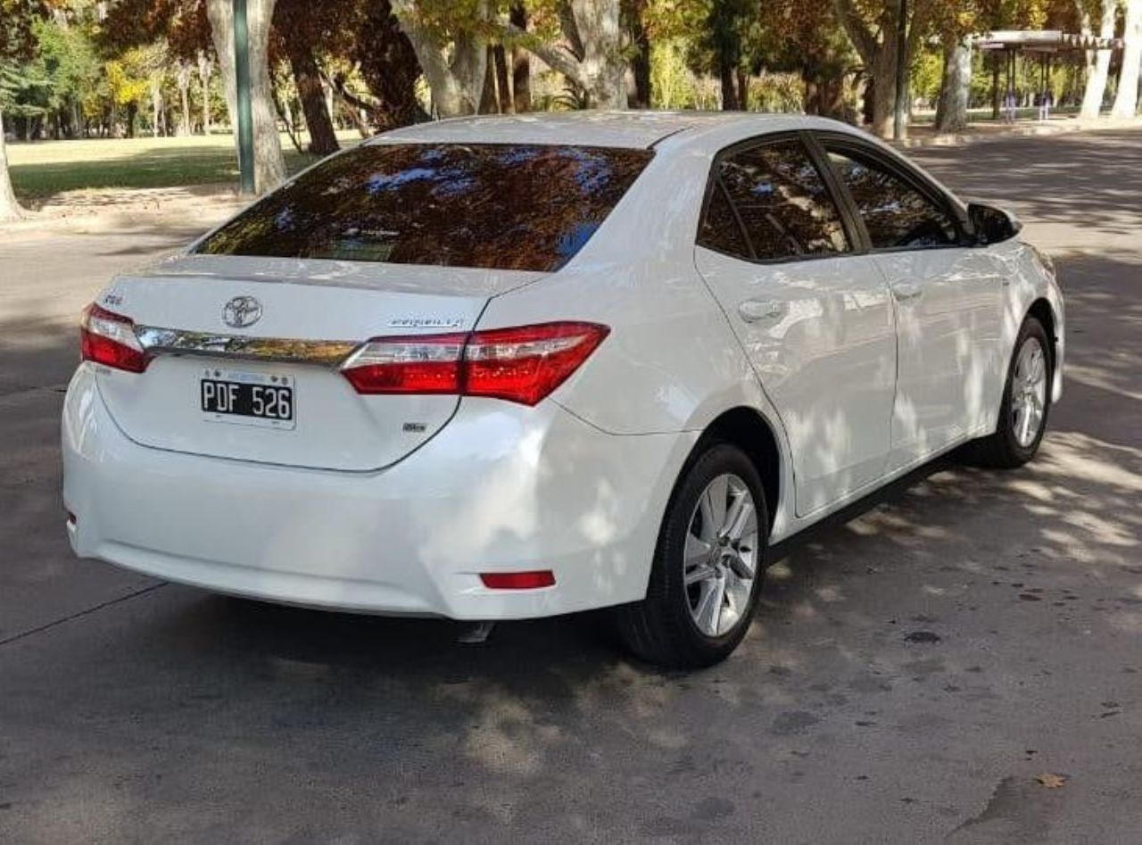 Toyota Corolla Usado en Mendoza, deRuedas