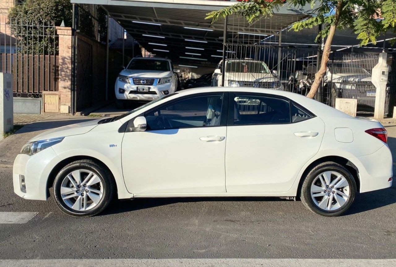 Toyota Corolla Usado en San Juan, deRuedas