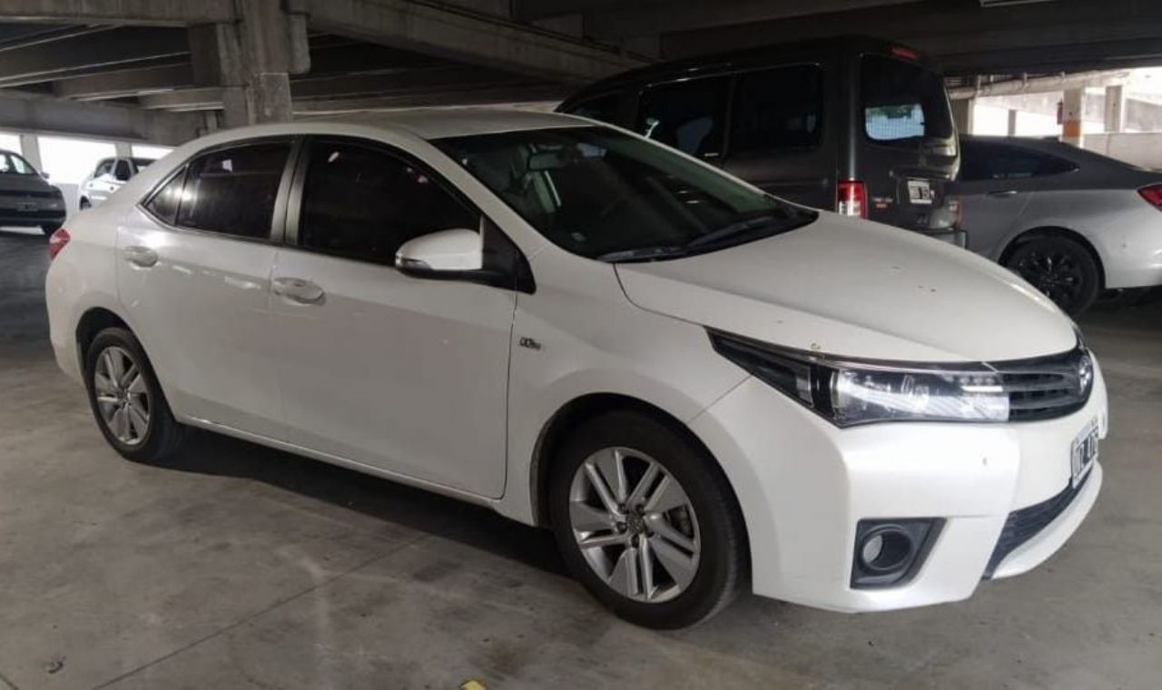 Toyota Corolla Usado en Santa Fe, deRuedas