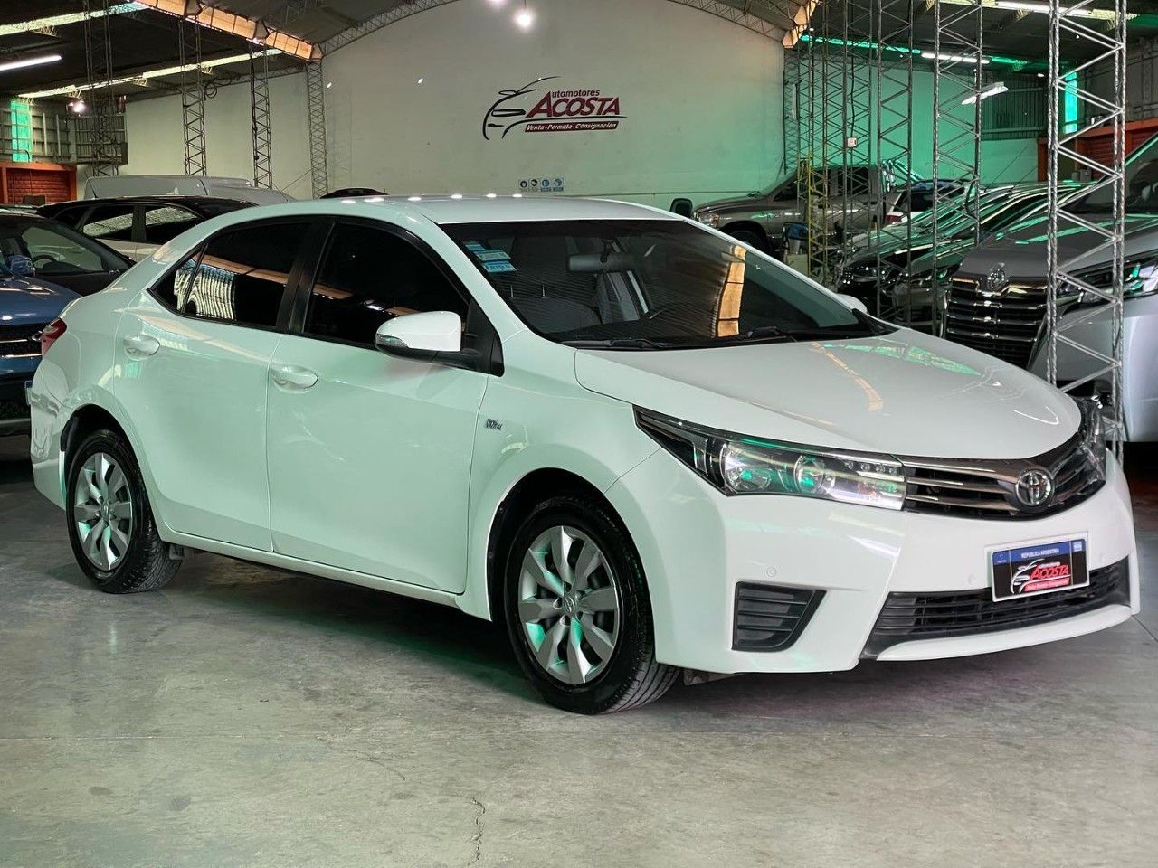 Toyota Corolla Usado en San Juan, deRuedas