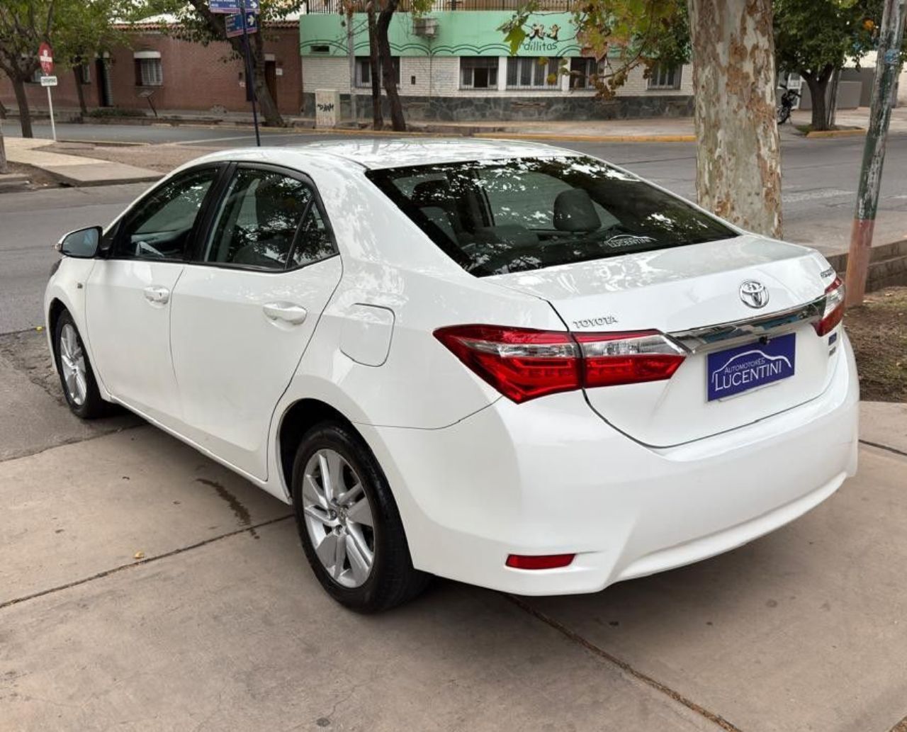 Toyota Corolla Usado Financiado en Mendoza, deRuedas