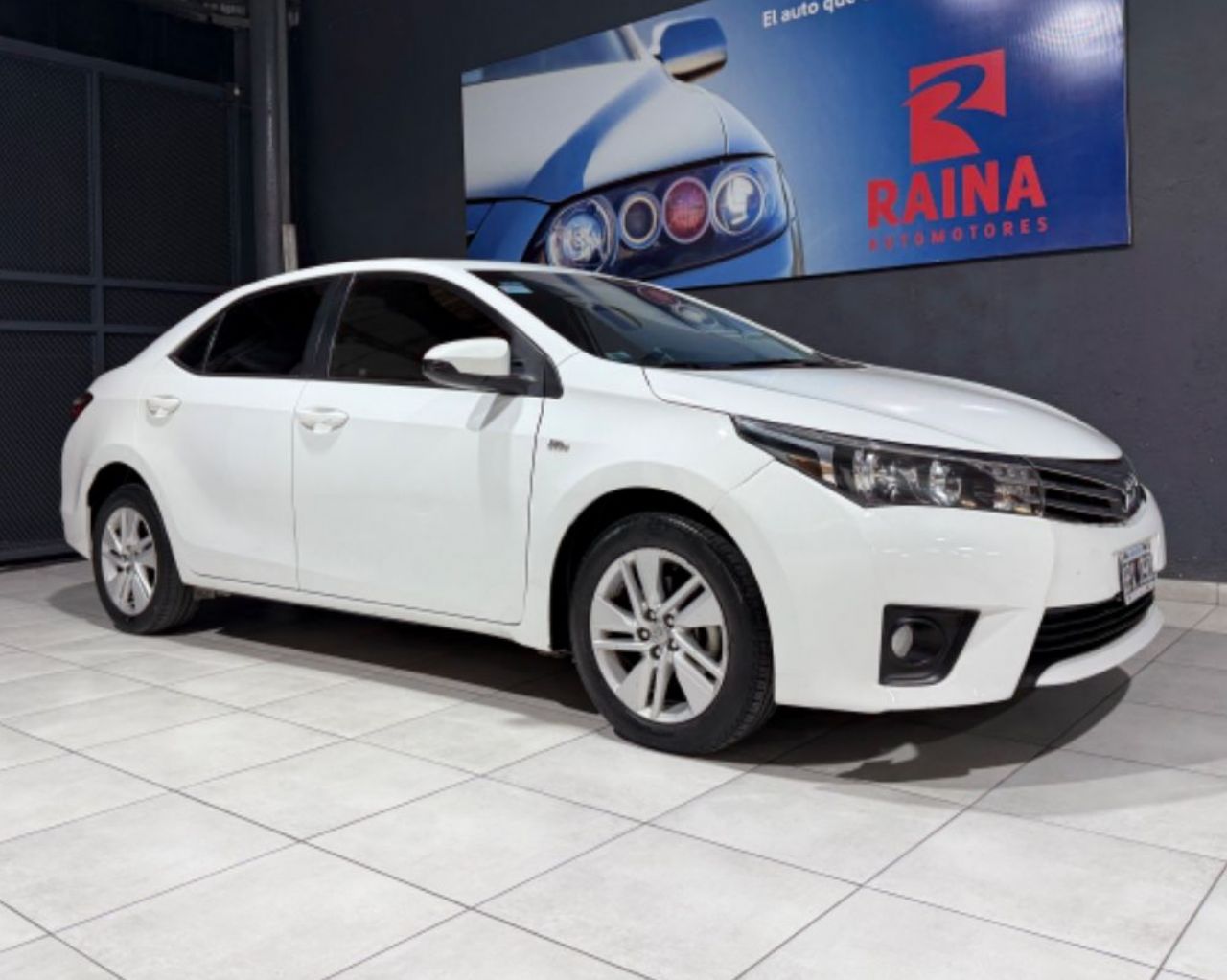 Toyota Corolla Usado Financiado en Mendoza, deRuedas