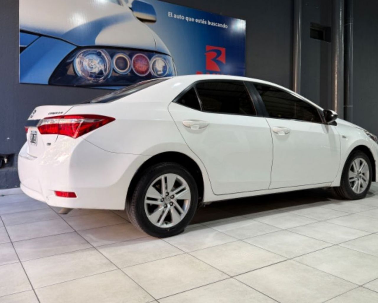 Toyota Corolla Usado Financiado en Mendoza, deRuedas
