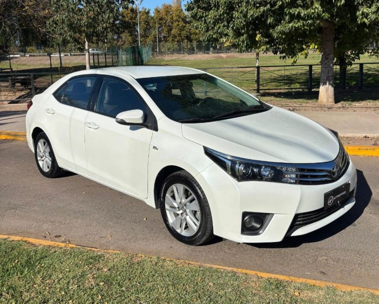 Toyota Corolla Usado Financiado en Mendoza, deRuedas