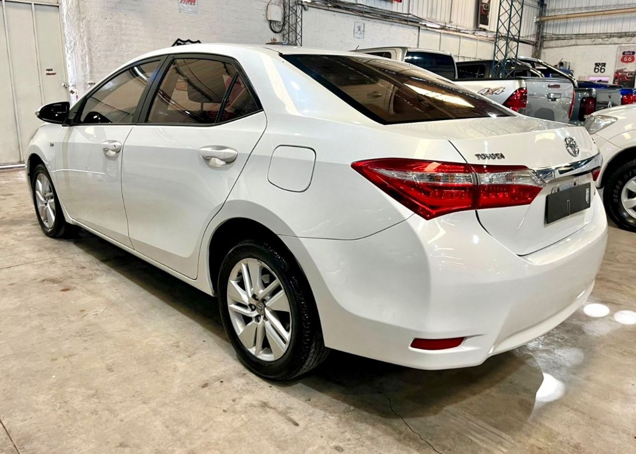 Toyota Corolla Usado en Mendoza, deRuedas