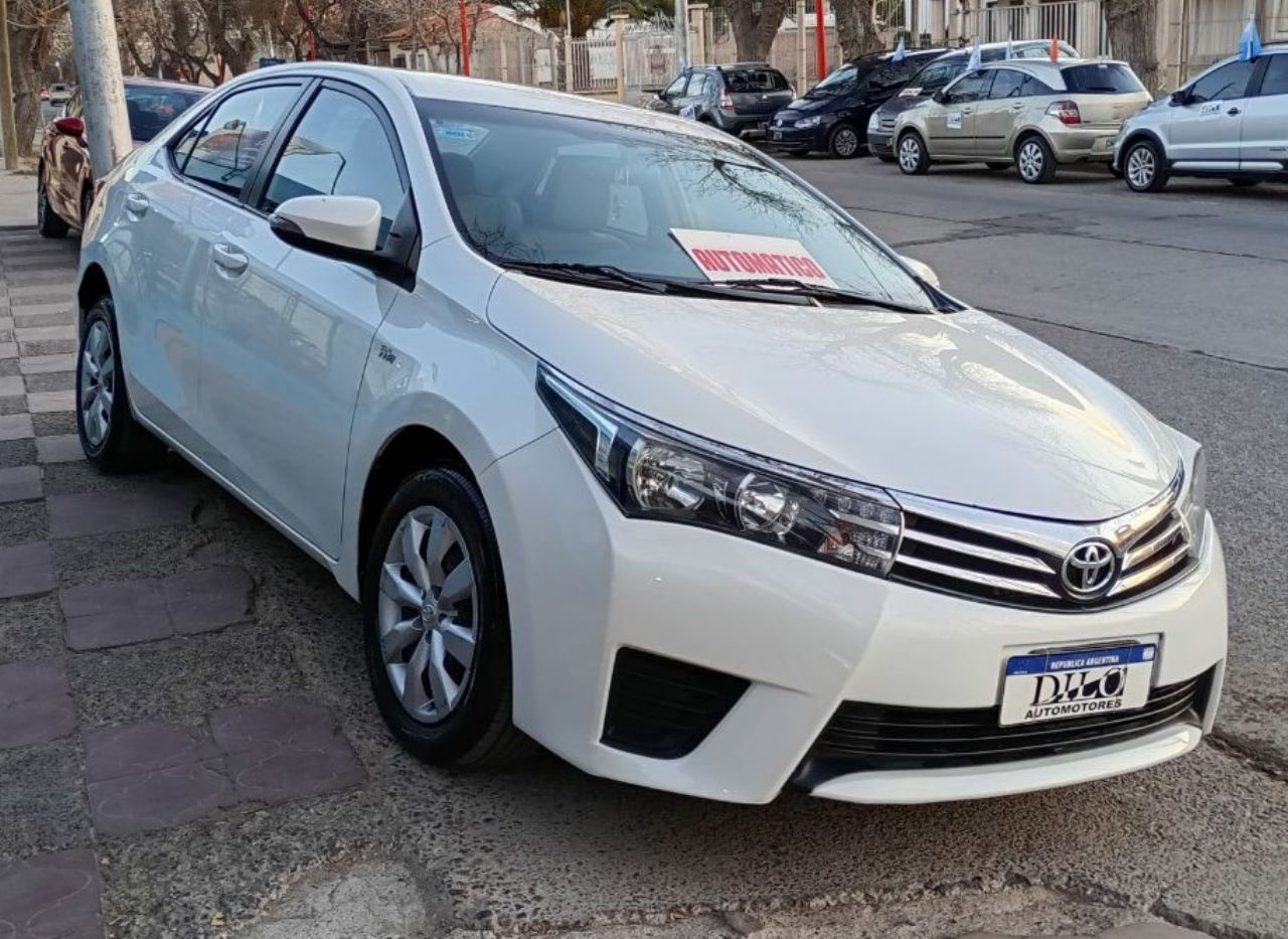 Toyota Corolla Usado Financiado en Mendoza, deRuedas