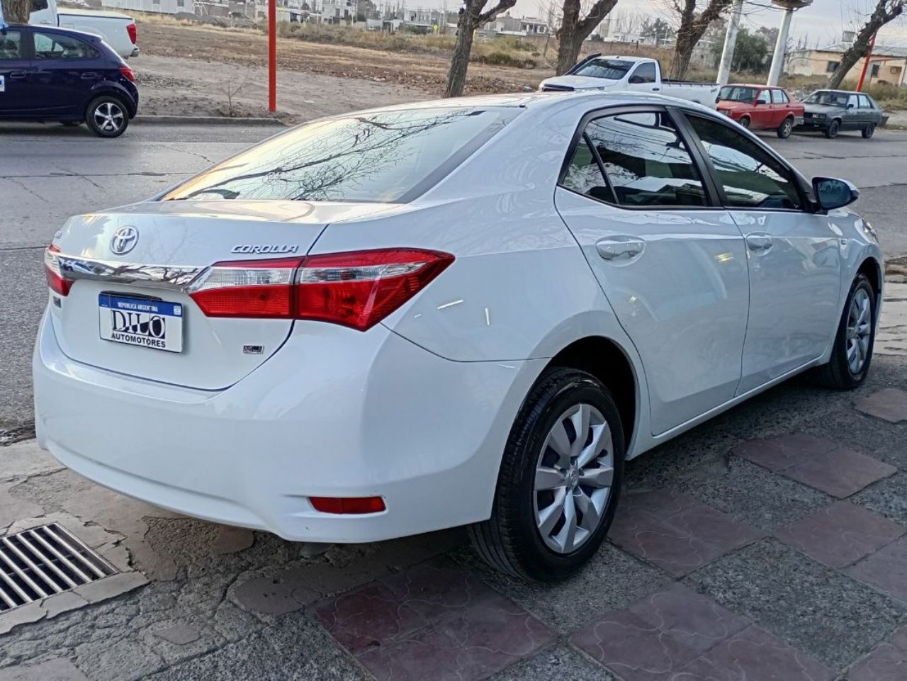 Toyota Corolla Usado Financiado en Mendoza, deRuedas
