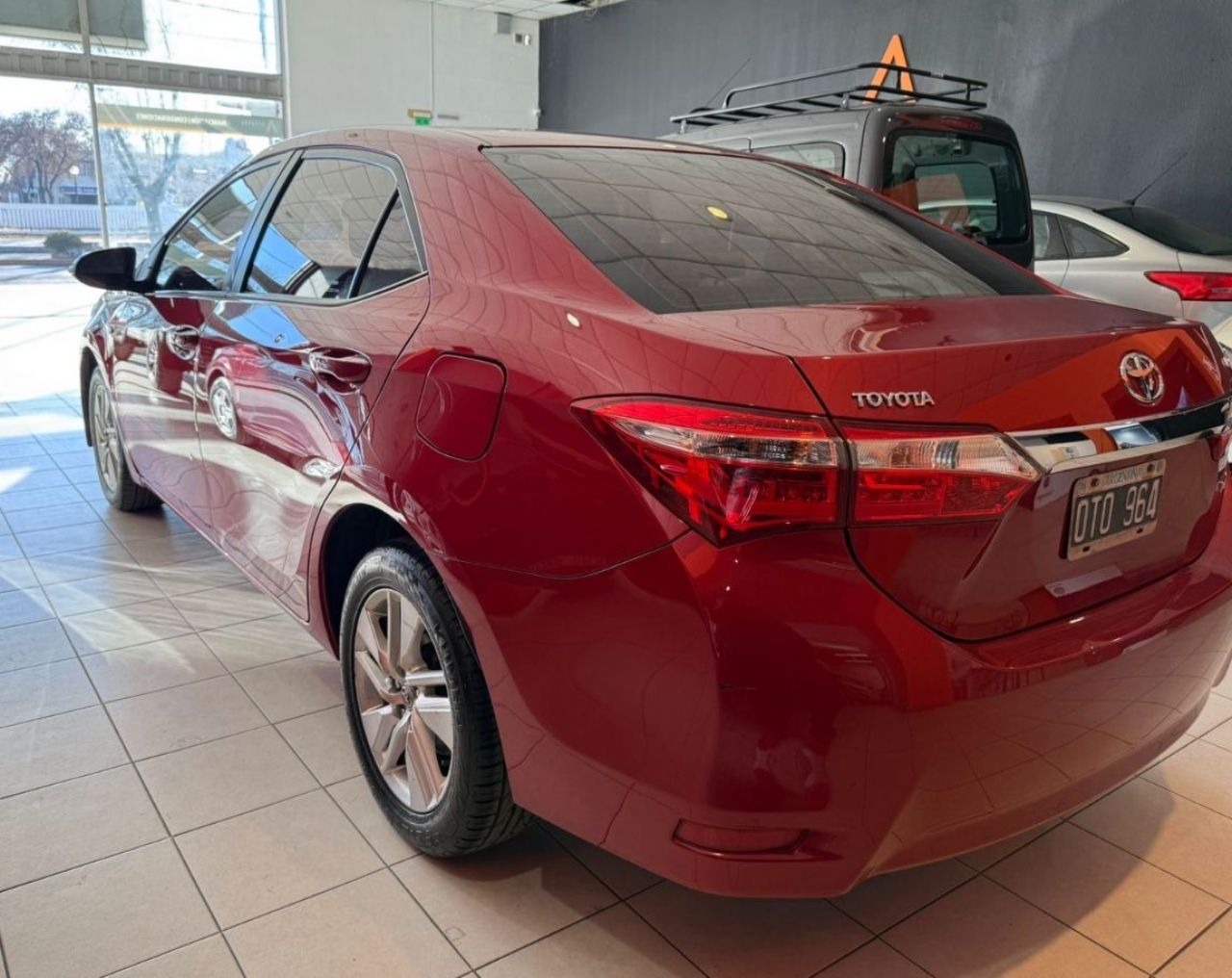 Toyota Corolla Usado Financiado en Mendoza, deRuedas