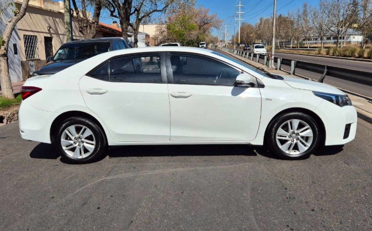 Toyota Corolla Usado en Mendoza, deRuedas