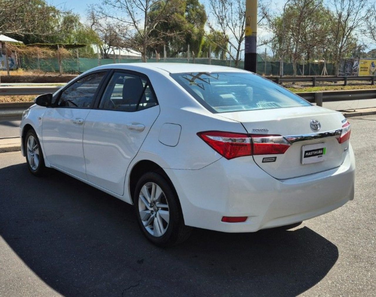 Toyota Corolla Usado en Mendoza, deRuedas