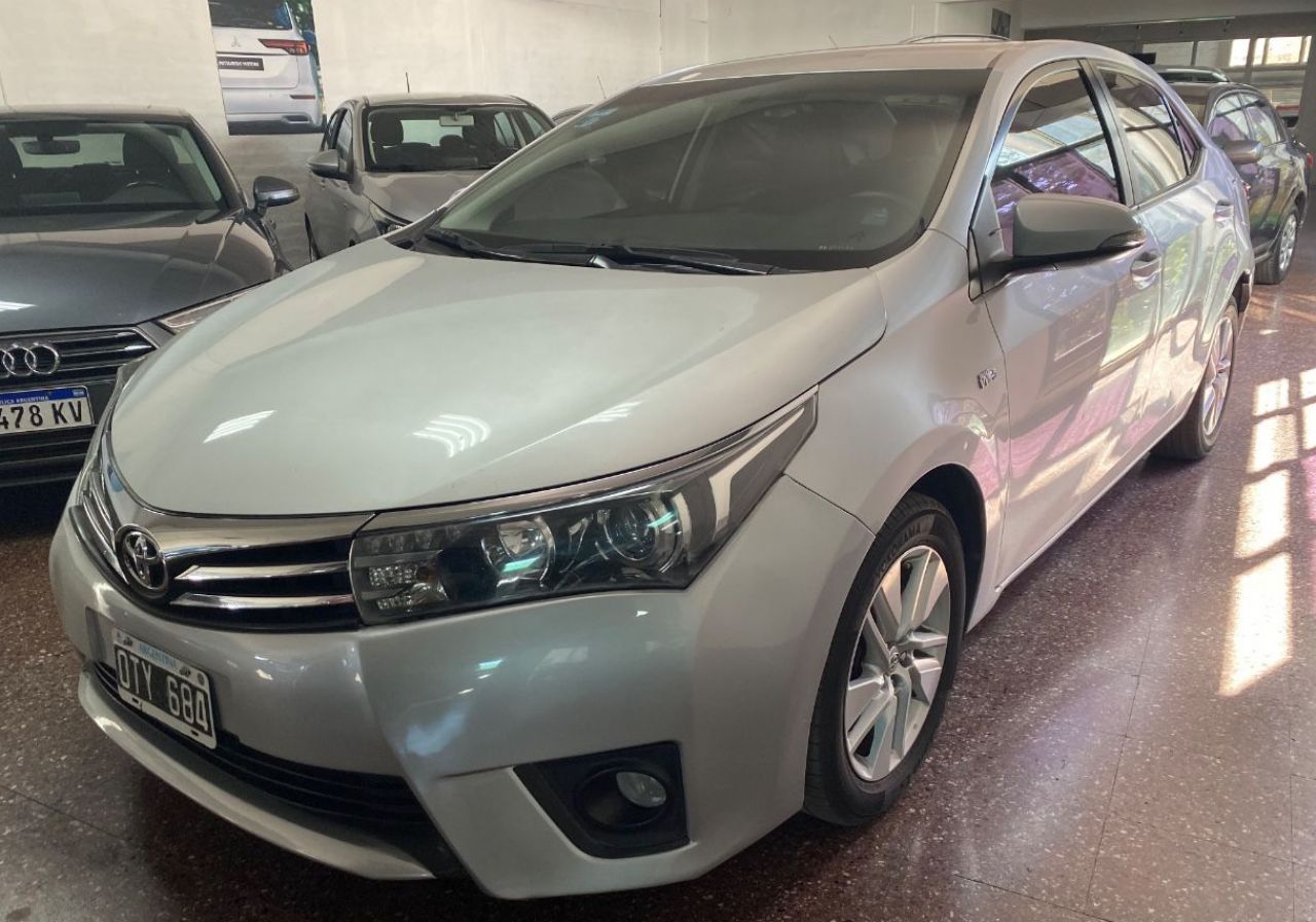 Toyota Corolla Usado Financiado en Mendoza, deRuedas