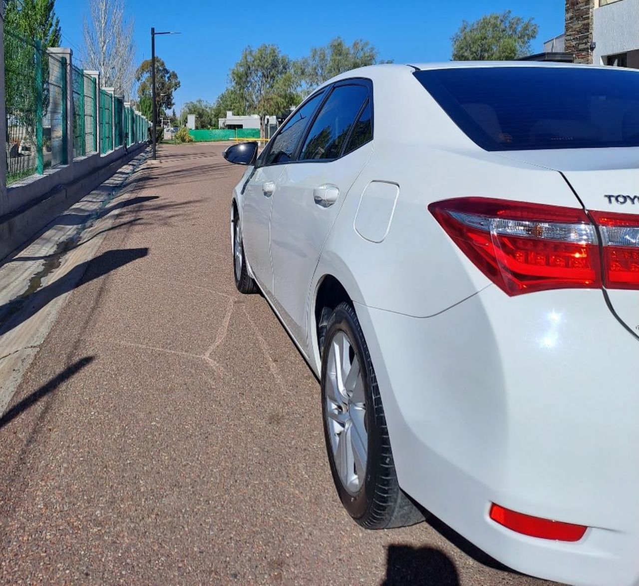 Toyota Corolla Usado Financiado en Mendoza, deRuedas