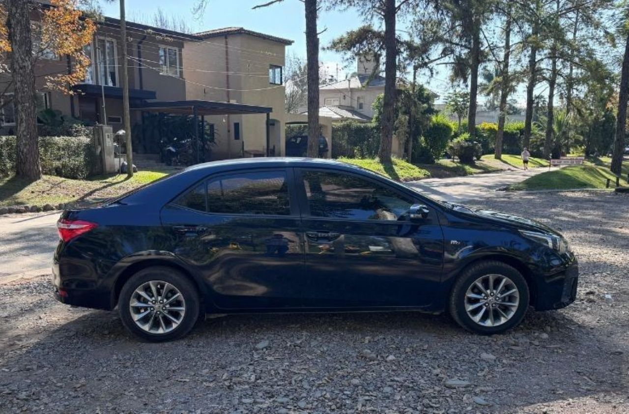 Toyota Corolla Usado en Tucumán, deRuedas