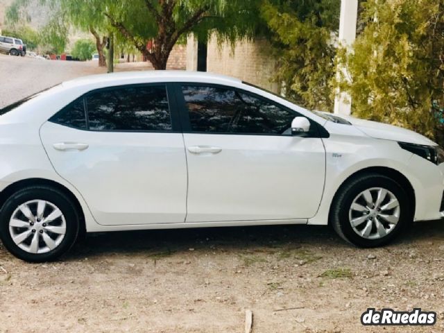 Toyota Corolla Usado en Mendoza, deRuedas