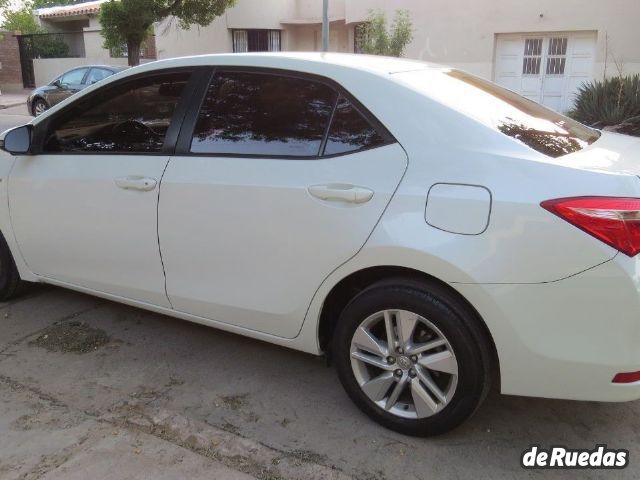 Toyota Corolla Usado en Mendoza, deRuedas