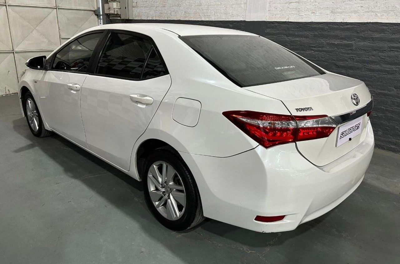 Toyota Corolla Usado en San Juan, deRuedas