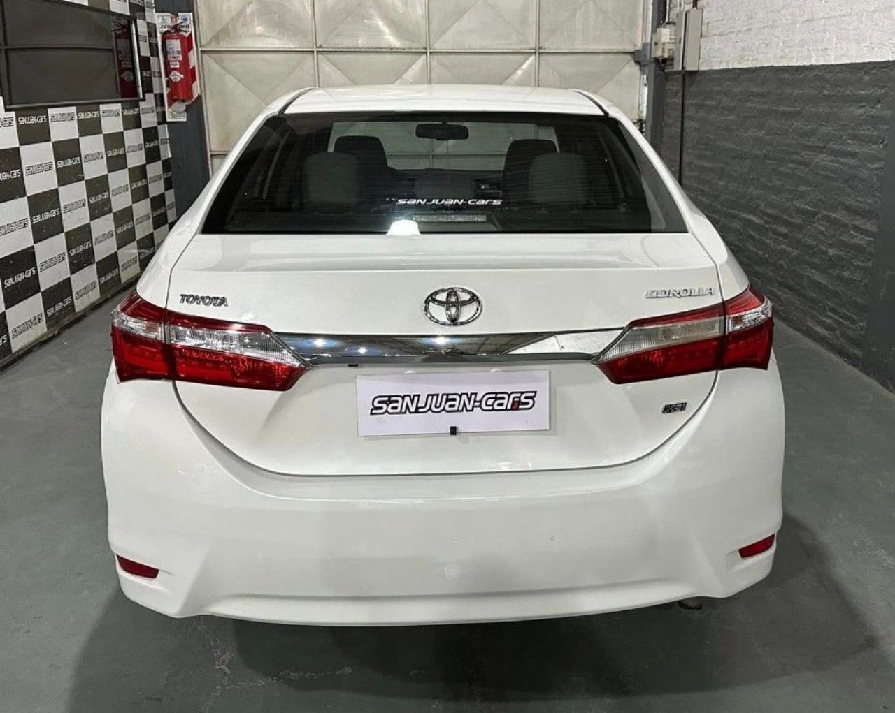 Toyota Corolla Usado en San Juan, deRuedas
