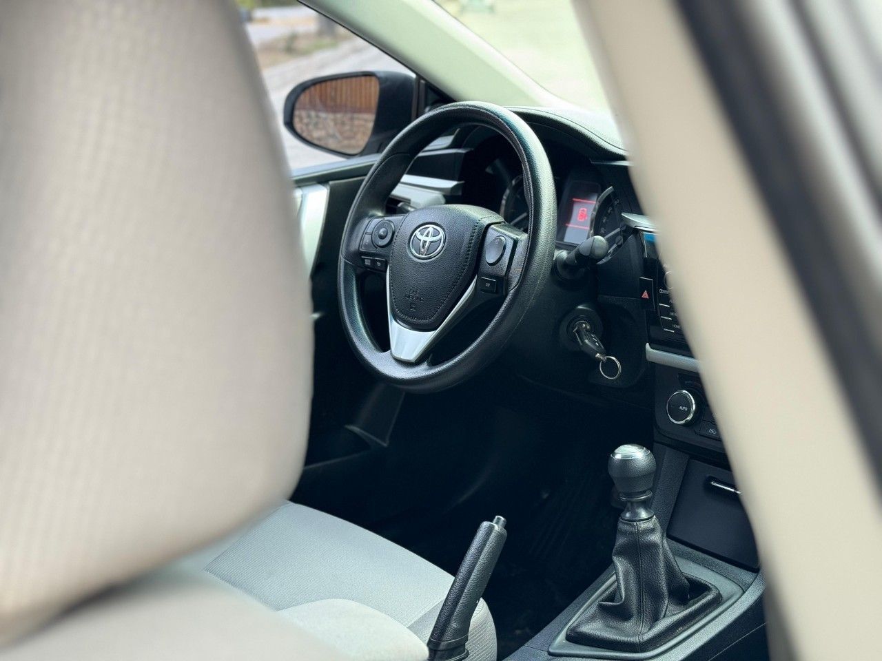 Toyota Corolla Usado en Mendoza, deRuedas