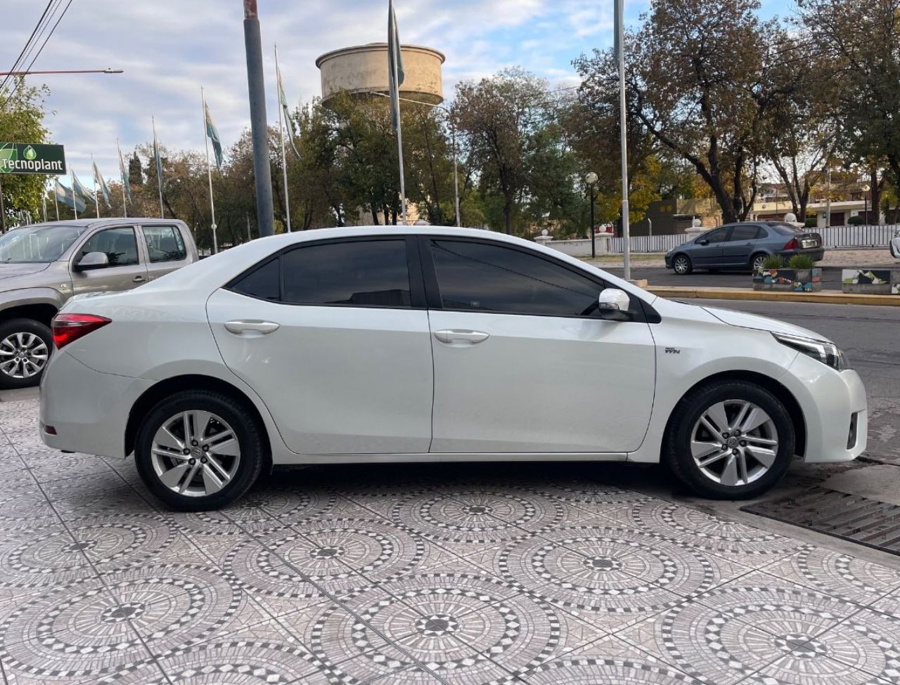 Toyota Corolla Usado Financiado en Mendoza, deRuedas