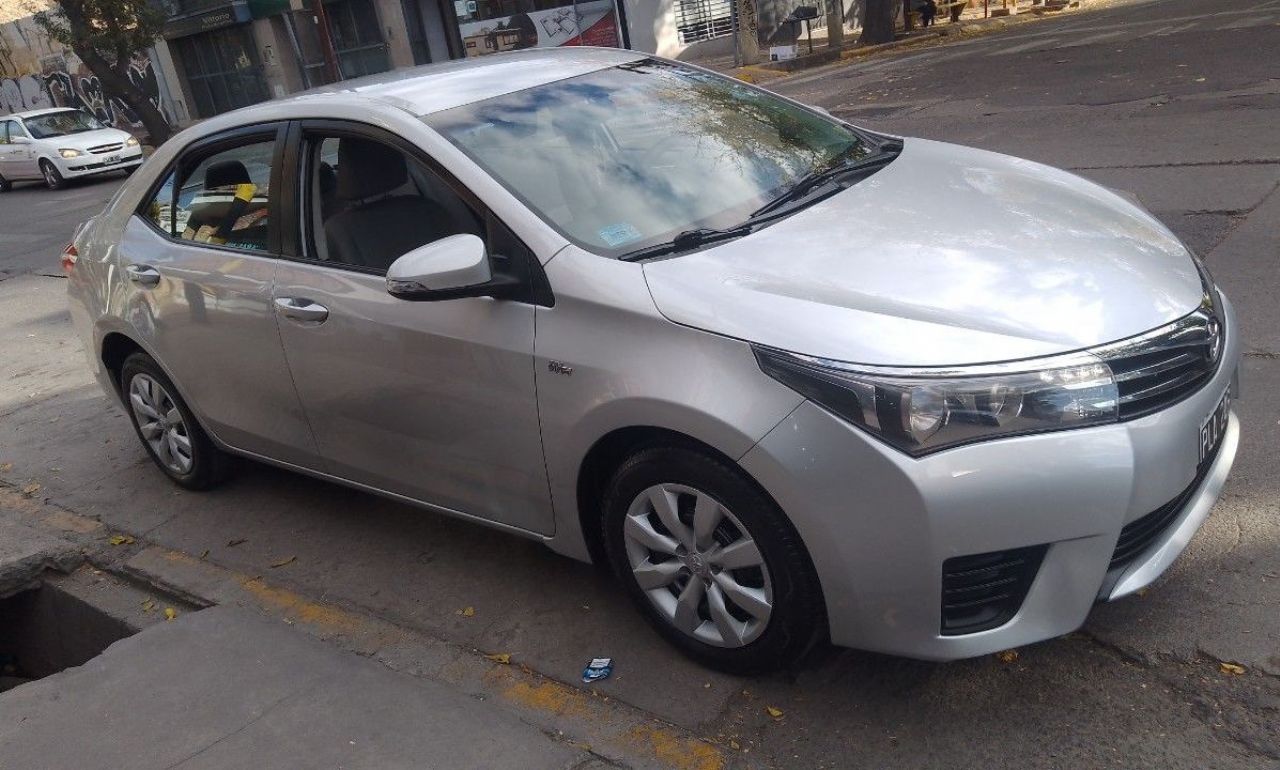 Toyota Corolla Usado en Mendoza, deRuedas