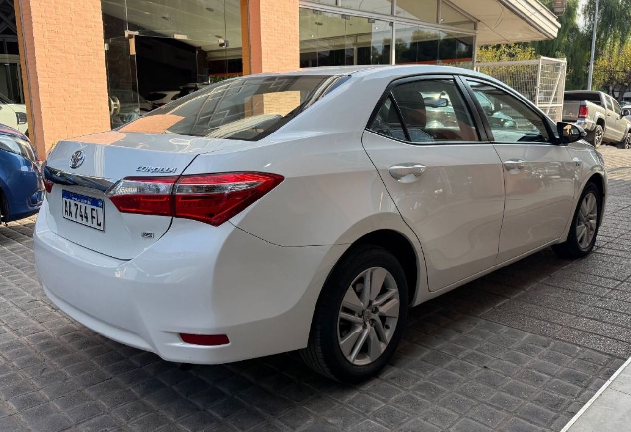 Toyota Corolla Usado Financiado en Mendoza, deRuedas